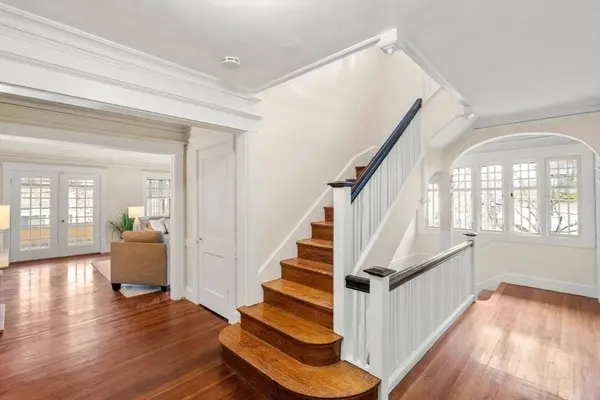 12 Leighton #2, Wellesley, MA 02482