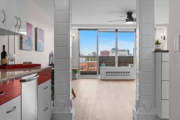 44 Washington St #1105, Brookline, MA 02445