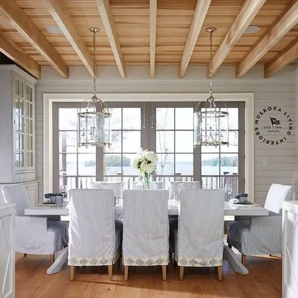 Top Features to Think About When Buying Lakefront Cottages in Muskoka,Laura Stevens