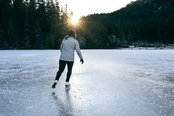feature image of Enjoy These Fabulous Skating Trails Throughout Muskoka: It's a Lifestyle That Attracts Buyers