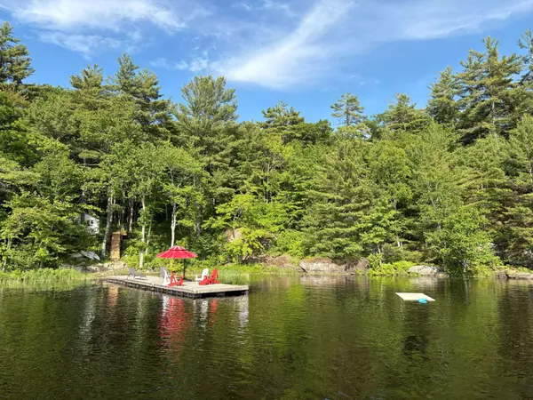 2481 Falkenburg RD, Muskoka Lakes, ON P0B 1J0