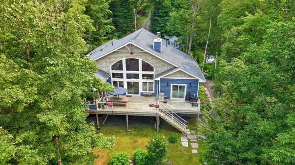 1076 Healey Lake RD, Bracebridge, ON P1L 1X3