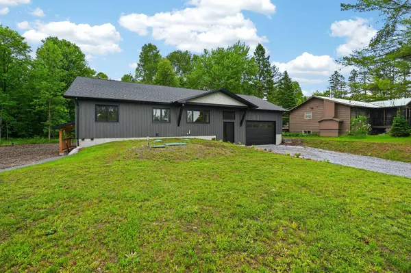 1093 Highway 141 DR, Seguin, ON P2A 2W8