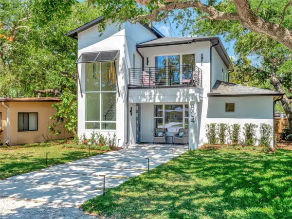 804 E 24TH AVE, New Smyrna Beach, FL 32169