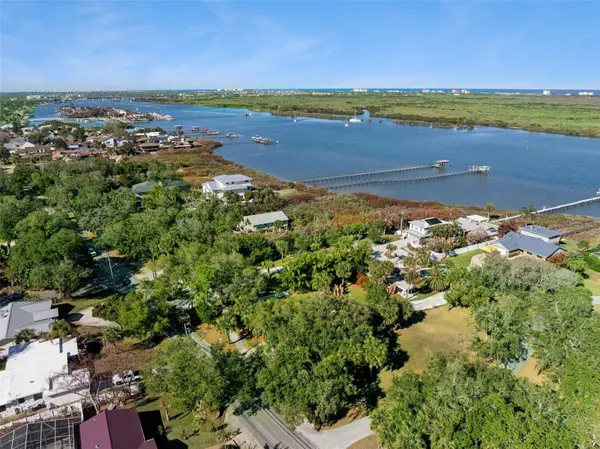 1703 S RIVERSIDE DR, New Smyrna Beach, FL 32168