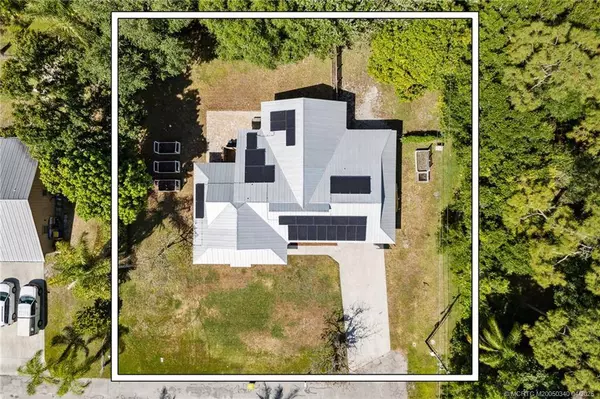 6754 SW Cinnamon CT, Stuart, FL 34997