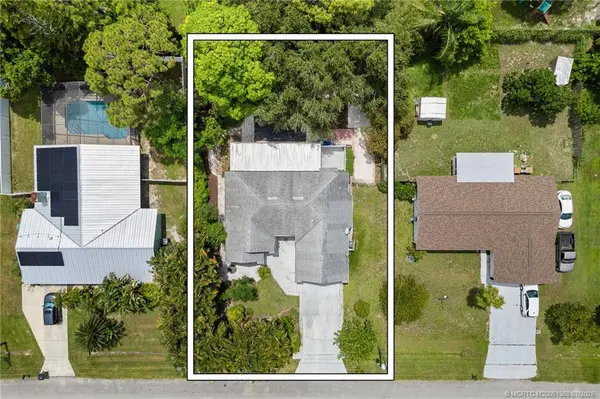 772 NW Avens ST, Port St Lucie, FL 34983