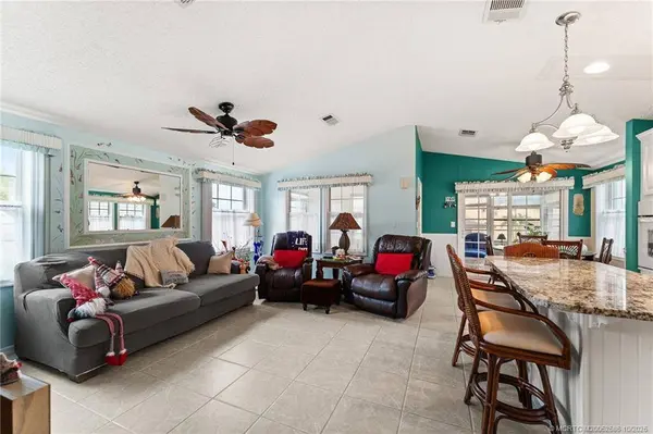 2013 Nettles BLVD, Jensen Beach, FL 34957