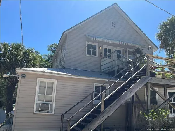 2172 NE Poinciana TER, Jensen Beach, FL 34957