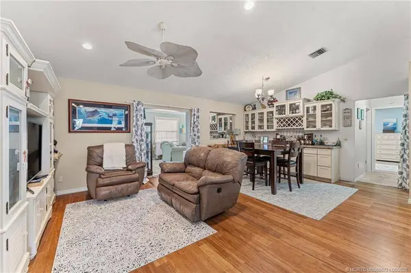 4459 SE Kubin AVE, Stuart, FL 34997