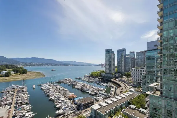 535 Nicola ST #1602, Vancouver, BC V6G 3G3