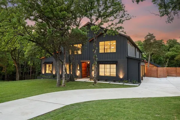 1350 Woodbrook Lane, Southlake, TX 76092