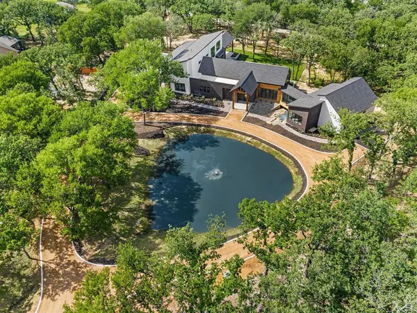 405 Stonewood Boulevard, Bartonville, TX 76226