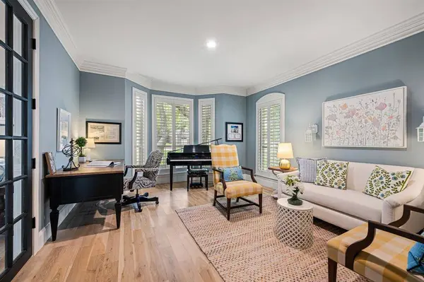 807 Timbercrest Court, Southlake, TX 76092