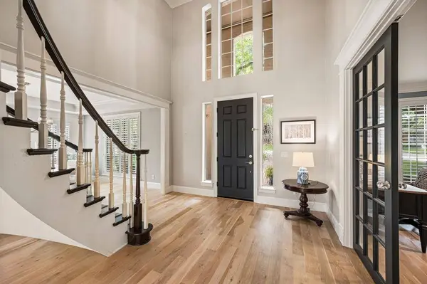 807 Timbercrest Court, Southlake, TX 76092