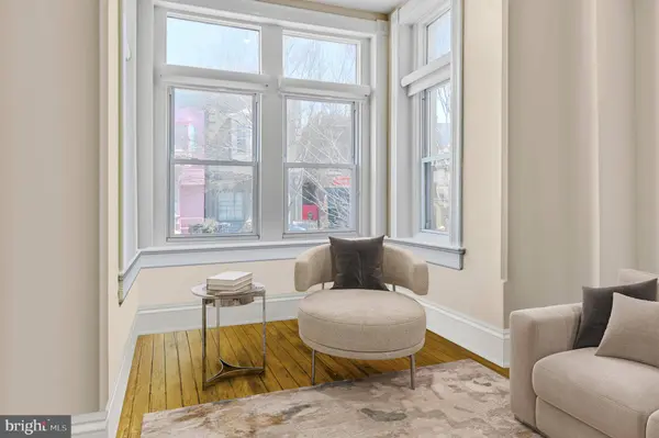 1330 35TH ST NW, Washington, DC 20007
