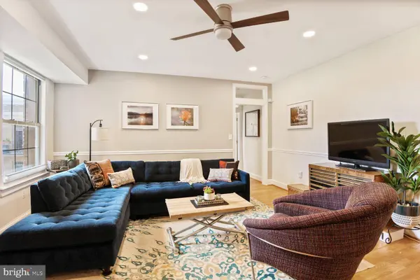 1401 COLUMBIA RD NW #420, Washington, DC 20009