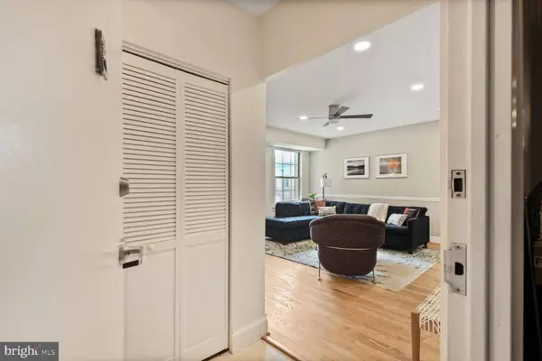 1401 COLUMBIA RD NW #420, Washington, DC 20009