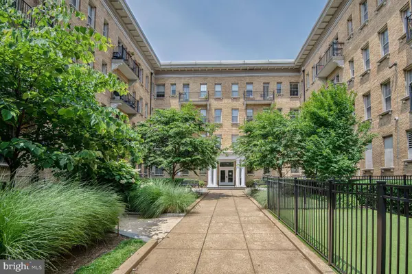 1401 COLUMBIA RD NW #420, Washington, DC 20009