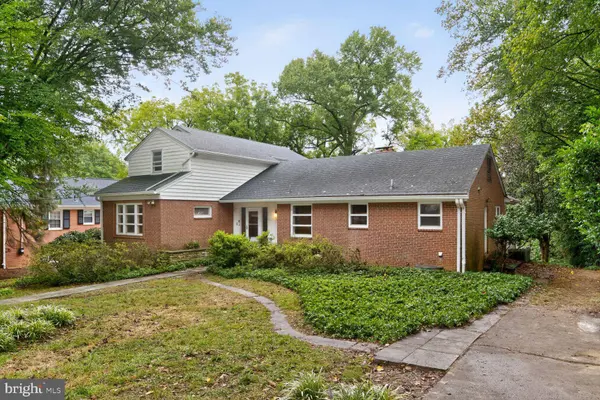 2714 WASHINGTON AVE, Chevy Chase, MD 20815