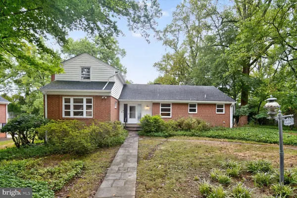 2714 WASHINGTON AVE, Chevy Chase, MD 20815