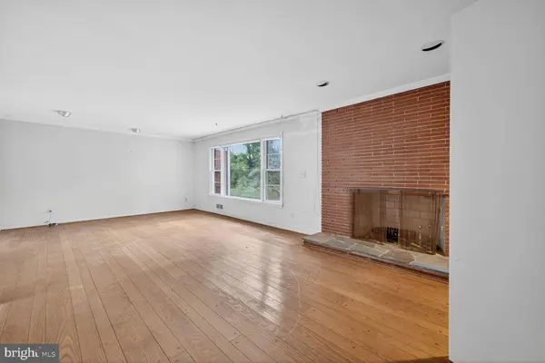 2714 WASHINGTON AVE, Chevy Chase, MD 20815