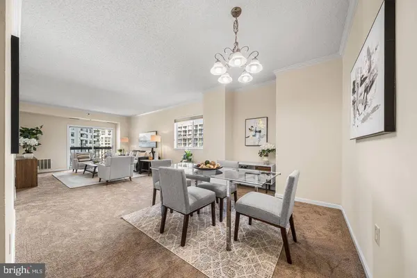 1211 S EADS ST #1305, Arlington, VA 22202