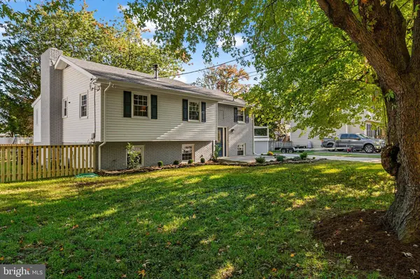 3349 ARUNDEL ON THE BAY RD