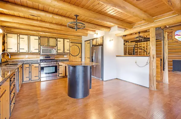 1277 Upper Rock Creek RD, Philipsburg, MT 59858