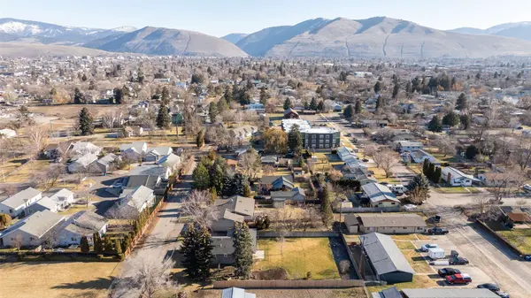2431 S 8th ST W, Missoula, MT 59801