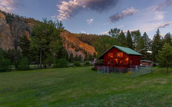 1253 Rock Creek RD, Philipsburg, MT 59858