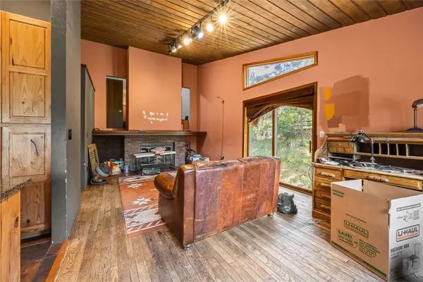 3800 Fox Farm RD, Missoula, MT 59802