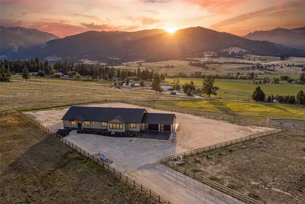 2341 Hamby LN, Victor, MT 59875