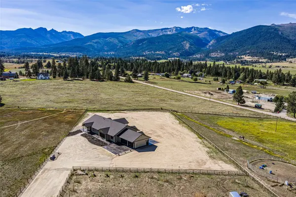 2341 Hamby LN, Victor, MT 59875