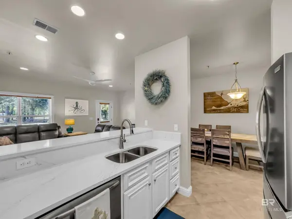 18389 State Highway 180 #B/2A, Gulf Shores, AL 36542