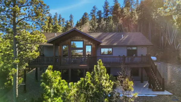 6621 Green Mountain Ct, Spearfish, SD 57783
