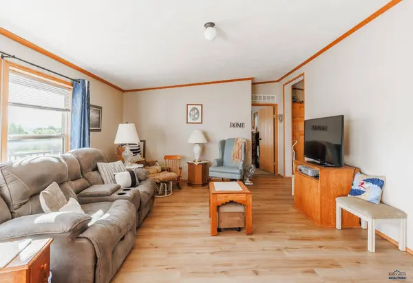 501 N 5th St, Piedmont, SD 57769