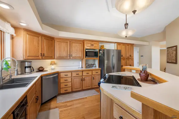 1901 Audubon Cir, Rapid City, SD 57702