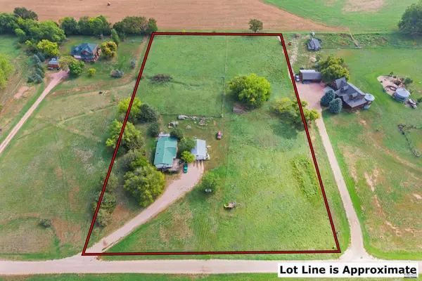 24658 Sweet Meadows Dr, Hermosa, SD 57744