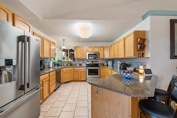 6814 Sahalee Dr, Rapid City, SD 57702