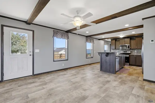 5829 Mercury Dr, Rapid City, SD 57703