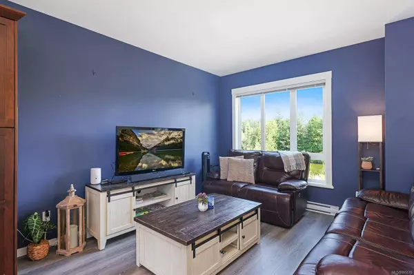 700 Lancaster Way #38, Comox, BC V9M 0B6