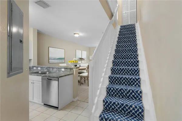 1922 Alamanda WAY, Riviera Beach, FL 33404