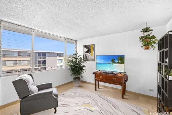 94-246 Leoku ST #G/324, Waipahu, HI 96797