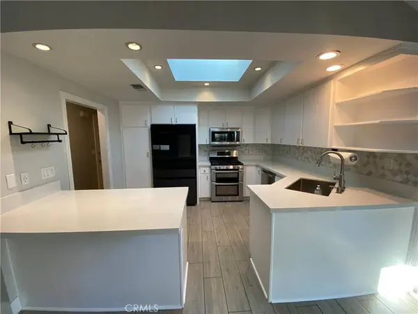 24218 Dalgo DR, Valencia, CA 91355