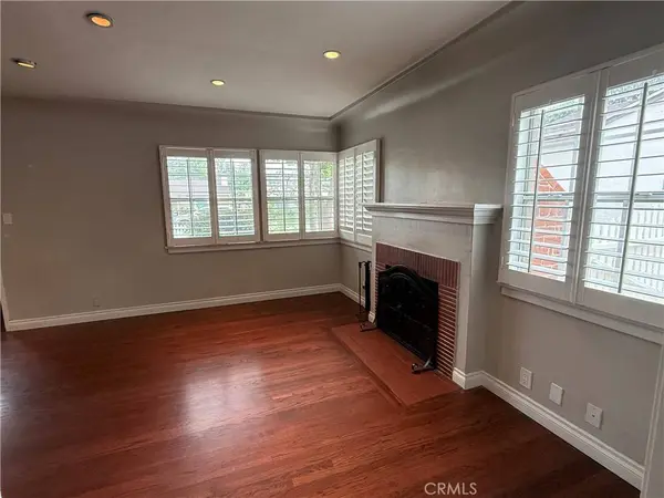 527 S Orchard, Burbank, CA 91506