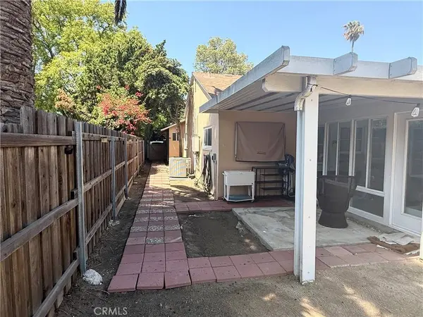 13638 Hartland, Van Nuys, CA 91405