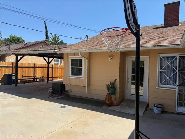 13638 Hartland, Van Nuys, CA 91405