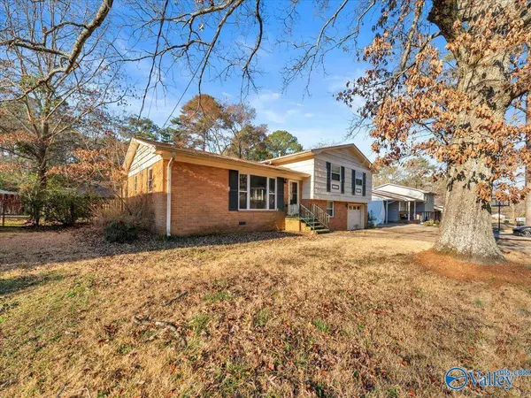 839 Sherwood Forest Drive, Birmingham, AL 35235