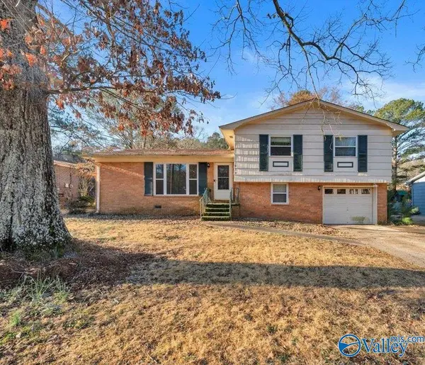 839 Sherwood Forest Drive, Birmingham, AL 35235